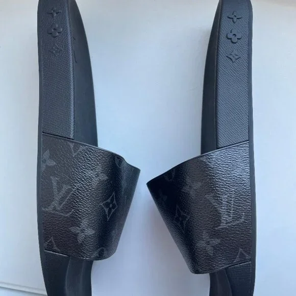 Louis Vuitton Men’s Black Monogram Slides Size 12 | LV Sandals - Picture 3 of 3